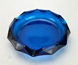 Viking Glass Diamond Point Blue Bluenique Cigar Ashtray Bowl Vintage MCM 8-1/2 " - Picture 1 of 9