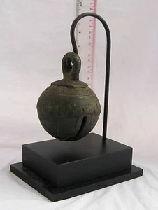 HEAVY Old Karen Hill Tribe Bronze Round Elephant Bell & Stand 850g - Picture 1 of 5