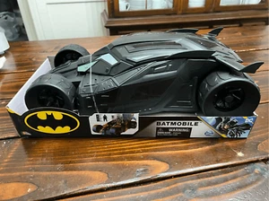 Batimóvil de Batman Spin Master DC Comics negro mate 12 pulgadas WB - Imagen 1 de 7