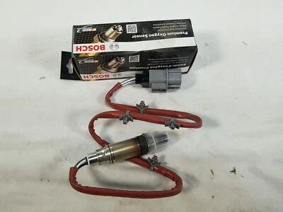 NEW Bosch Oxygen Sensor 15965 2000-2001 Nissan Sentra - Image 1 of 2