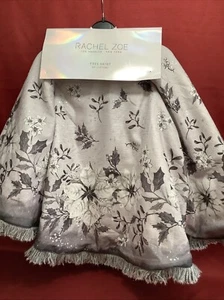 New 50" RACHEL ZOE L.A. N.Y. CHRISTMAS POINSETTIAS TREE SKIRT SILVER WHITE GRAY - Picture 1 of 13