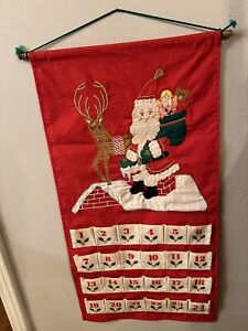 House of Hatten Santa Claus On Chimney Christmas Wall Hanging Advent Calendar