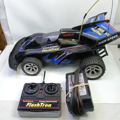RADIO SHACK Antigo R/C Buggy de Alta Velocidade FLASHTRON Amortecedores Off-Road Nova Bateria LEIA - Imagem 1 de 4