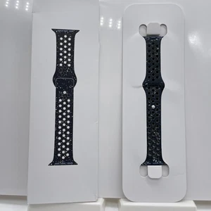 Apple Nike Sport Band für die Apple Watch Series 1 bis 9 / SE (38/40/41 mm) | Se - Bild 1 von 1