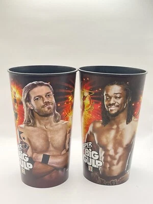 Copa coleccionable WWE Summer Slam 7-Eleven Super Big Gulp Edge y Kofi Kingston Foto 1 de 4