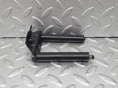 Soporte de tubería de manguera de dirección asistida Mercedes-Benz W123 300D ♂ 40735♂ Foto 1 de 4