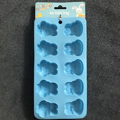 ice cube tray silicone in rabbit figures - Image 1 of 4