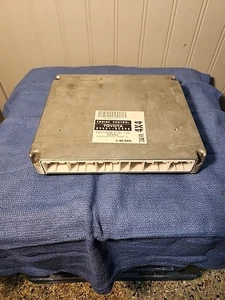USED OEM 2003 TOYOTA SEQUOIA 89661-0C490 ENGINE COMPUTER - Picture 1 of 3
