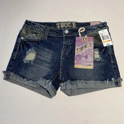 Truce Women’s Juniors Size 7 Distressed Denim Jean Shorts NWT Camo Lined Pockets - Image 1 of 4
