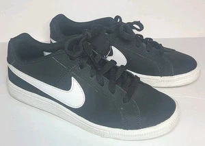 Nike Women's Court Royale Sneakers Shoes Sz 6 Black White 749867-010 W/Box - Picture 1 of 13
