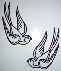 2 weiße schwarze Spatze Schwalbe Aufbügeln Patch Rockabilly Punk Vogel - 36 - Bild 1 von 1