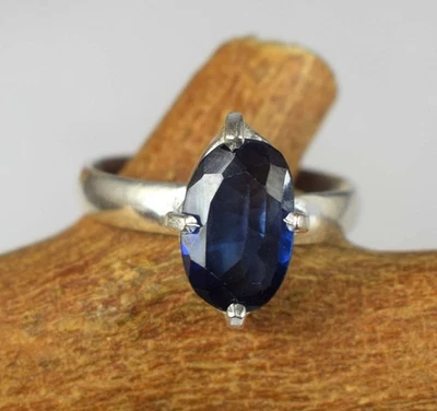 Natural 4.60 Carat Ceylon Blue Sapphire Oval Gemstone Certified Men's Ring - Image 1 of 4