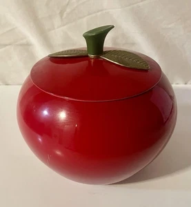 Contenedor de almacenamiento de manzana roja tarro de galletas vintage años 60 bote kitsch de aluminio - Imagen 1 de 10