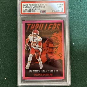 Panini Rookies & Stars 2022 - Thrillers Pink Prizm #TH2 Patrick Mahomes/75 POP 1 - Imagen 1 de 2
