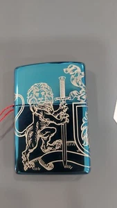 Zippo LEONE Azzurro - Foto 1 di 2