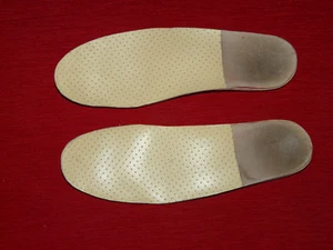 Orthopädische Einlagen Hartschaum mit Leder Überzug Gr.38, Maße beachten - Bild 1 von 5