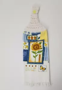 HÄNGENDES KÜCHENTUCH WEISS GEHÄKELT TOP: Sonnenblumenblau Gelb Knopf - Bild 1 von 7