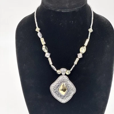 Collar Colgante Chico’s Dos Tonos Plata y Oro Declaración Firmado Foto 1 de 4