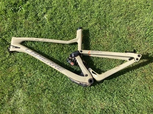 Lapierre Spicy 7.9 CF MTB enduro frame with Fox Factory Rear Shock - Picture 1 of 8