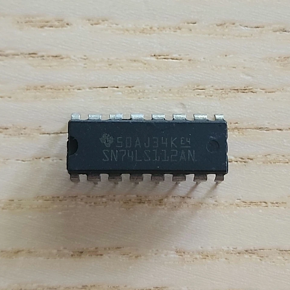 SN74LS112AN Dual J-K Negative-edge-triggered Flip-flop AU STOCK FAST POSTAGE - image 1 of 1