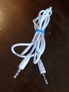 3.5mm Audio Stereo Male to Male Cable Aux Headphone Jack White - Picture 1 of 3