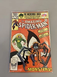 The Amazing Spiderman #235 Marvel Comics 1982 - Picture 1 of 2