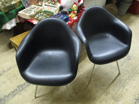 Pair 2 Eames Herman Miller Black Fiberglass & Leather Arm Shell Chairs MCM VTG Cover