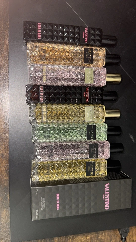 Set de 7 Mini Valentinos de 15 Ml Cada Botella - Image 1 of 1