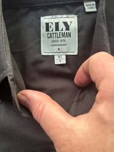 Camisa ELY Ganaderos Nueva con Etiqueta Negra Ropa Occidental Pequeño Estudio Armario Subasta - Imagen 1 de 3
