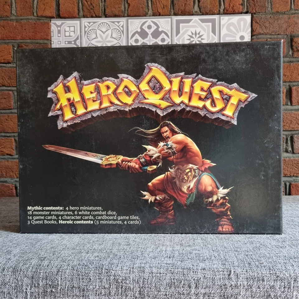 HeroQuest Hasbro Mythic Tier Set - Hero Quest aperto ma non giocato - Immagine 1 di 4