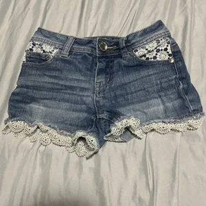 JUSTICE Girls Denim Shorts, Size 8 - Picture 1 of 3