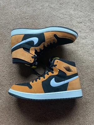 Nike Jordan 1 High Zoom Air Comfort 10.5 Negro/Blanco/Monarca *APENAS USADO Foto 1 de 4