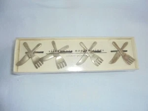 Pier 1 Silverware Napkin Rings Fork Knife Silverplated Set of 4 - Picture 1 of 3