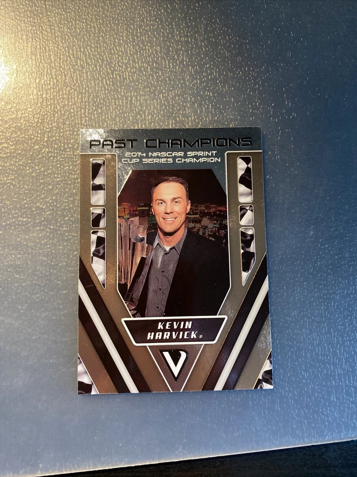 2019 Victory Lane Racing PAST CHAMPIONS Card KEVIN HARVICK - Image 1 of 1