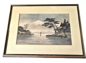 Vintage Japanese Silk Art Print Of Mount Fuji With Wooden Frame JE387 - Picture 1 of 7