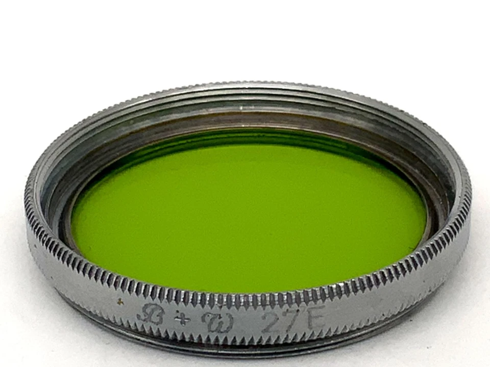 B+W Color Screen Green/Green 27E Filter 27mm Circular Filter Thread - Image 1 of 1