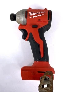 Milwaukee M18 18V Sin escobillas Inalámbrico 1/4" HEX Destornillador de Impacto - 3650-20 PROBADO - Imagen 1 de 12