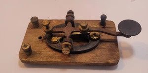 Telegraph Key Signal Electric Mfg. Co.  Key On Board - Picture 1 of 11