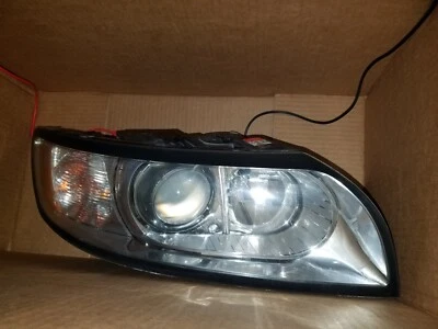 2008 2009 2010 2011 VOLVO S40 V50 PASSENGER RIGHT HID XENON HEADLIGHT HEAD LAMP - Image 1 of 4
