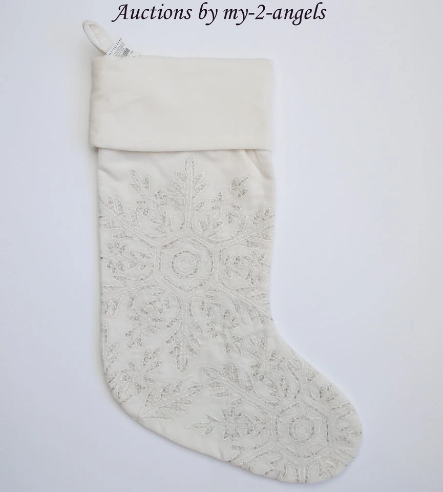 NUEVO Pottery Barn COPO DE NIEVE ADORNADO CON CUENTAS TERCIOPELO MEDIAS Marfil SIN NOMBRE MONO Foto 1 de 1