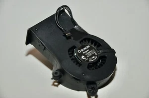 APPLE iMac 21,5“ (A1311) ++ Lüfter (Mitte) / Fan (Mid) ++ B1206PHV1-A ++ - Bild 1 von 3
