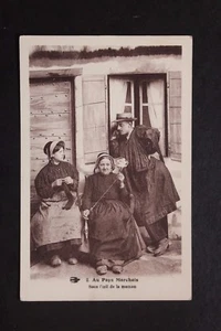 Carte postale ancienne CPA animée - Au Pays Marchois, Sous l'oeil de la Maman - Picture 1 of 2