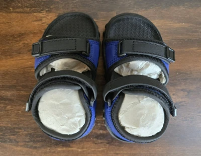 НОВЫЕ Lands End детей ясельного возраста обувь Размер 7 действие спортивные сандалии, синий и черный, новый в коробке! - Изображение 1 из 4