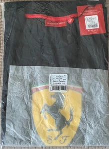 Nueva Camiseta Ferrari Escudo Clásico Scuderia Oficial Sellada de Fábrica XXL - Imagen 1 de 4