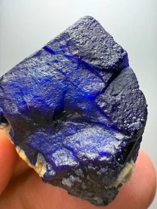 Espécimen superior de cristal de lazurita de 18 gramos en matriz de Badakhshan Afganistán - Imagen 1 de 13