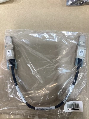 Lote de 5 cables StackWise Cisco Stack-T2-50CM 50 cm - PID/VID - 19" Foto 1 de 3