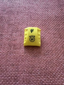 LEGO 44675pb001 Yellow 2x2 Curved Sloped Brick, Port Holes, No Studs From 7774 - Picture 1 of 6