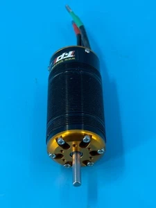 TP Power TP5870 1100KV Pro Competition Brushless Motor (B2444) - Picture 1 of 4