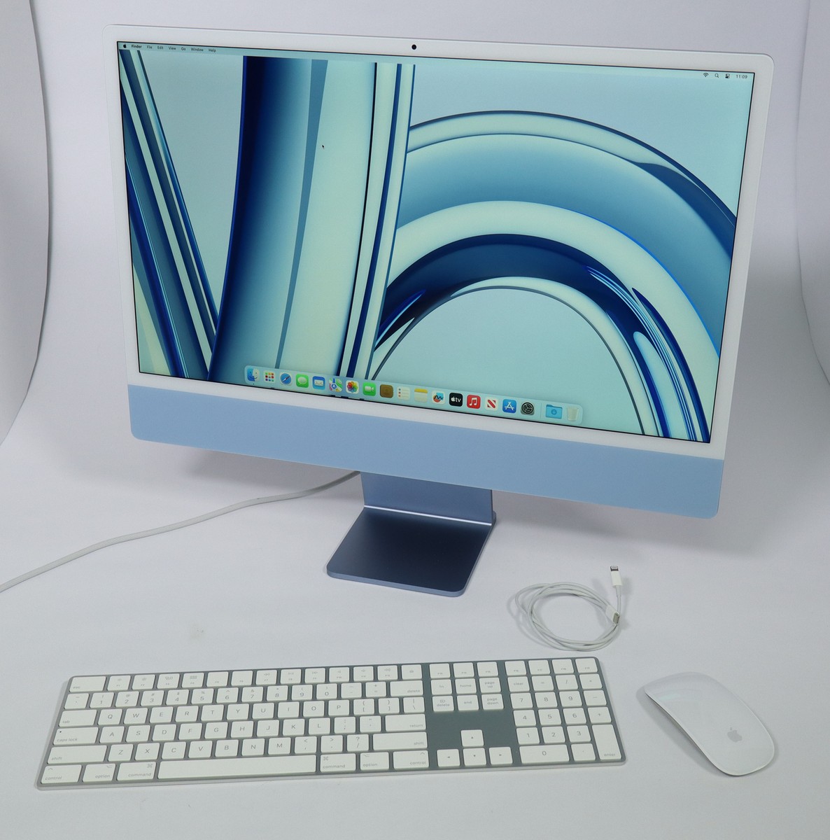 ★Apple iMac 24インチ 2021★M1 16GB SSD 256GB Amazon.com: Apple 2021 iMac with Apple M1 Chip with 8‐core