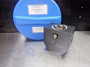 Valenite VM50 Clamping Unit VM50-QLRAL-VDI4050 (LOC962A) - Picture 1 of 4